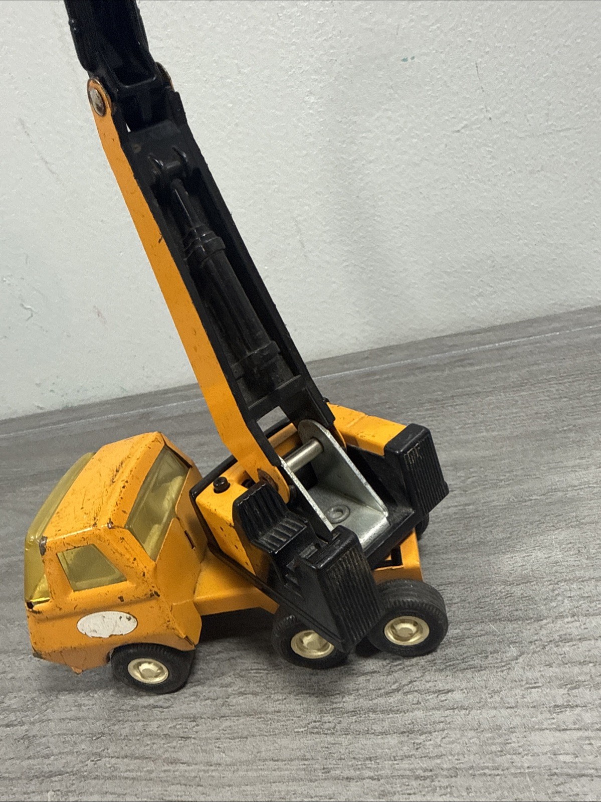 Vintage 1970s Tonka 55010 Toy Metal Excavator Backhoe 5.75&Prime; Antique Truck