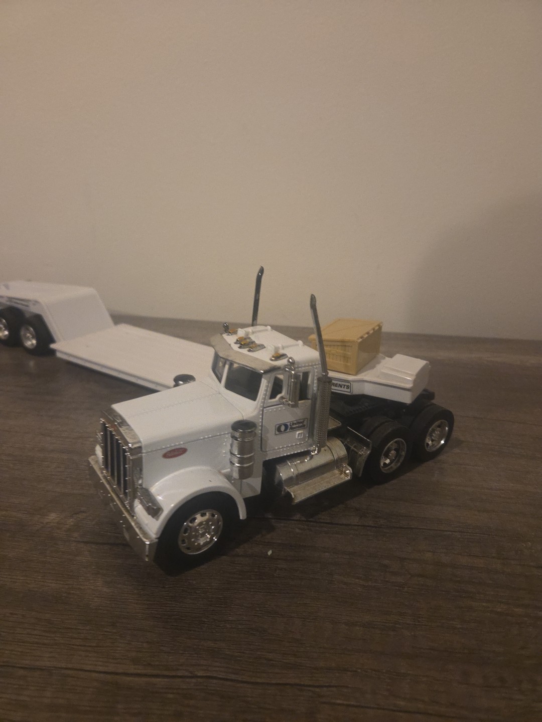 1:50 1:321:87Diecast Construction Equipment JOAL,ERTL,Siku Excavator,Semi Trucks