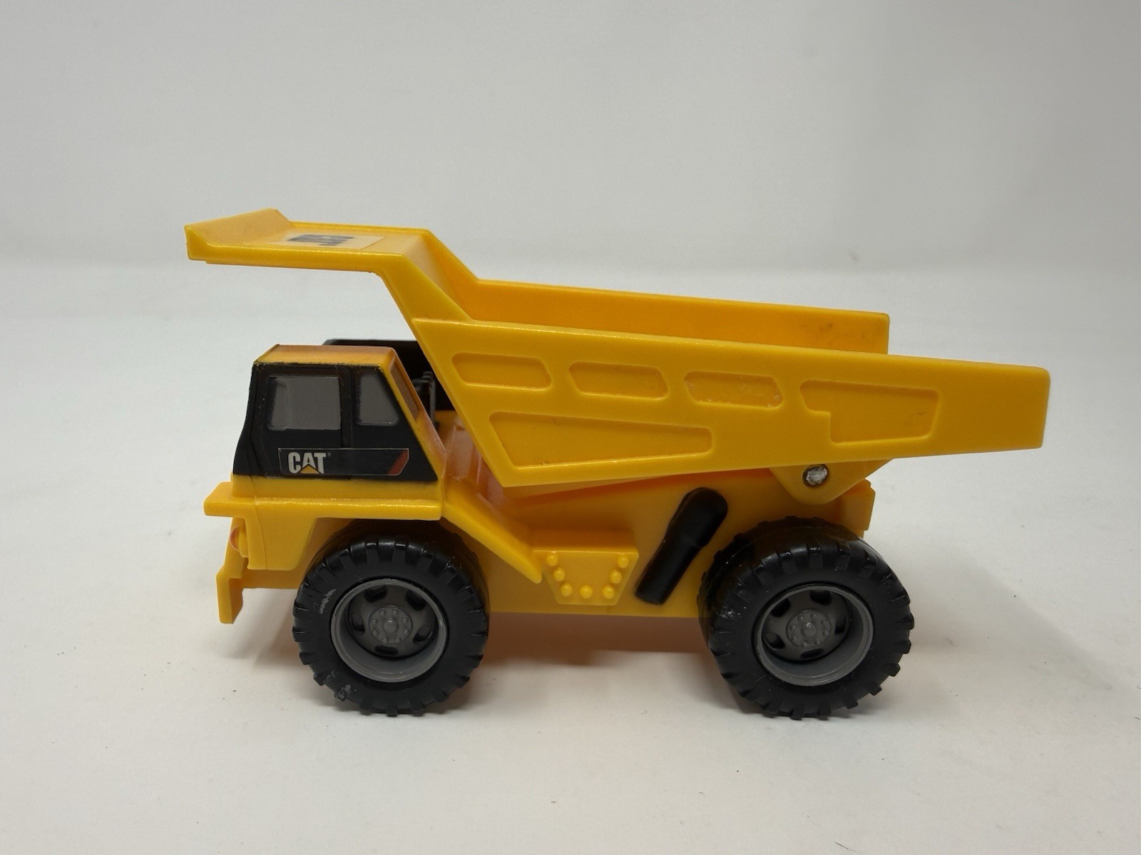 CAT Diesel Dump Truck Toy 3.5in Construction Vehicle Model