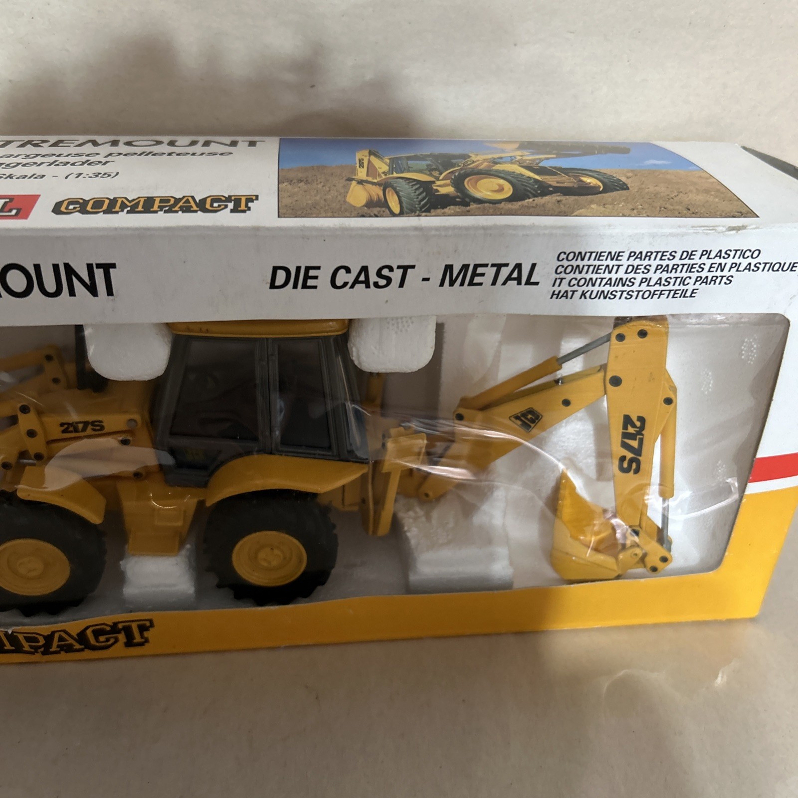 JOAL – JCB 217S Centremount Excavator Diecast 1/35 Scale – Precision box8 10