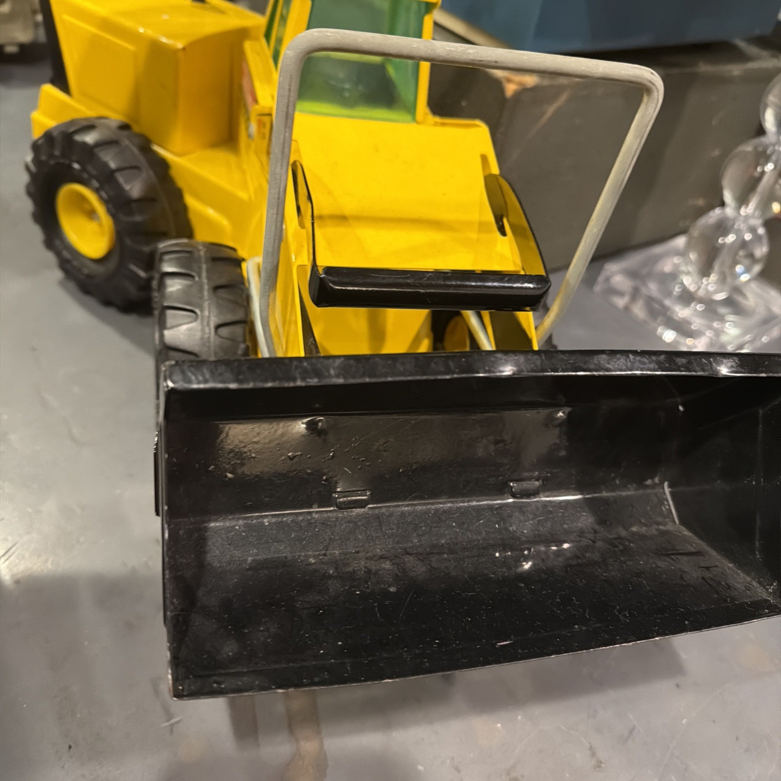 Vintage Tonka Mighty Diesel Front End Loader Pressed Steel 1980s-90s XMB-975 EUC