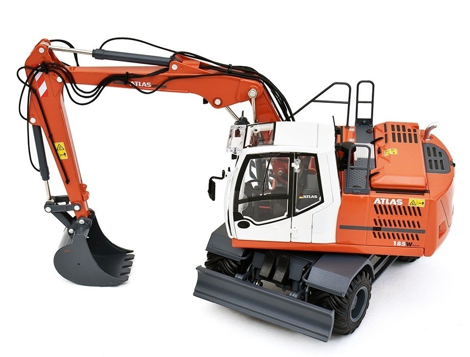 AT-COLLECTION – orange construction machine – ATLAS 185W with N tires…