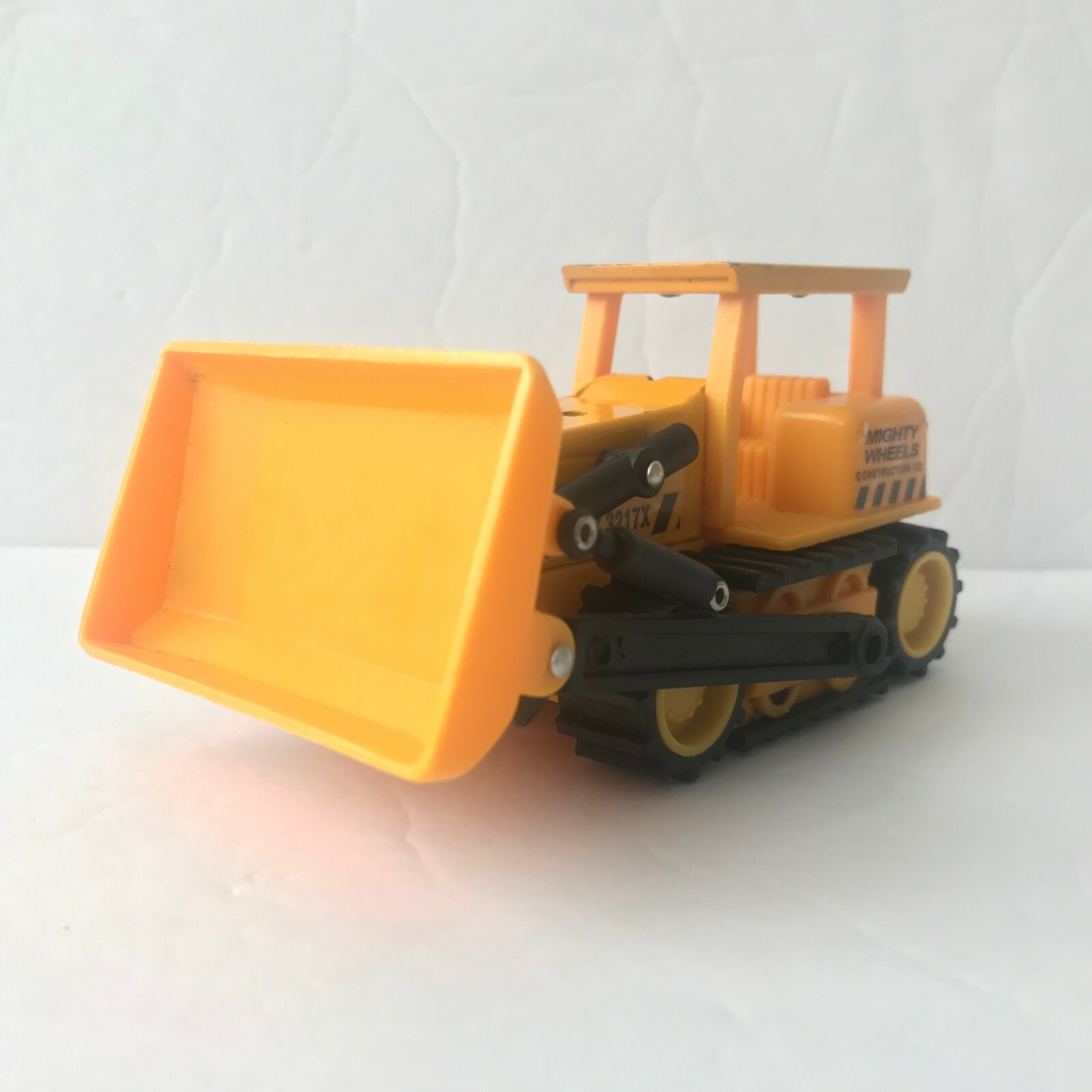 SOMA Mighty Wheels Dump Truck Front End Loader Construction Yellow Metal Plastic