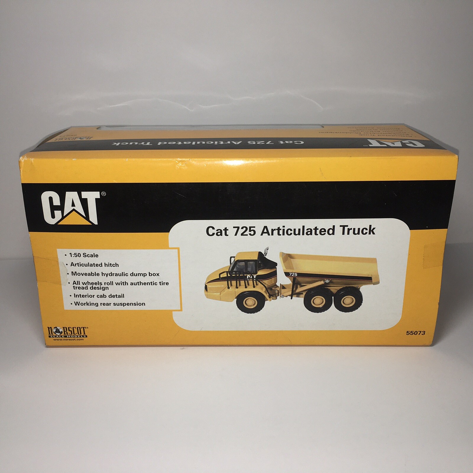 Caterpillar CAT 725 Articulated Truck 1:50 Scale NIB Sealed Mining Coal Norscot