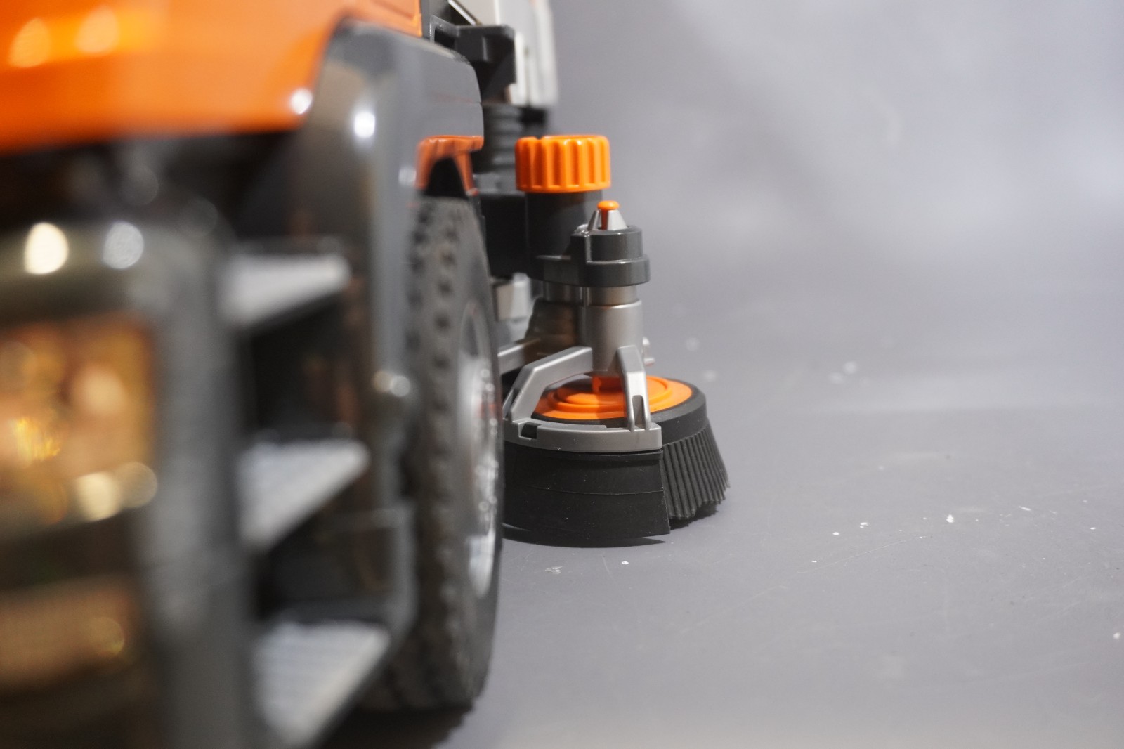 BRUDER #03780 MAN TGS Street Sweeper 1:17 Scale TRUCK BS100