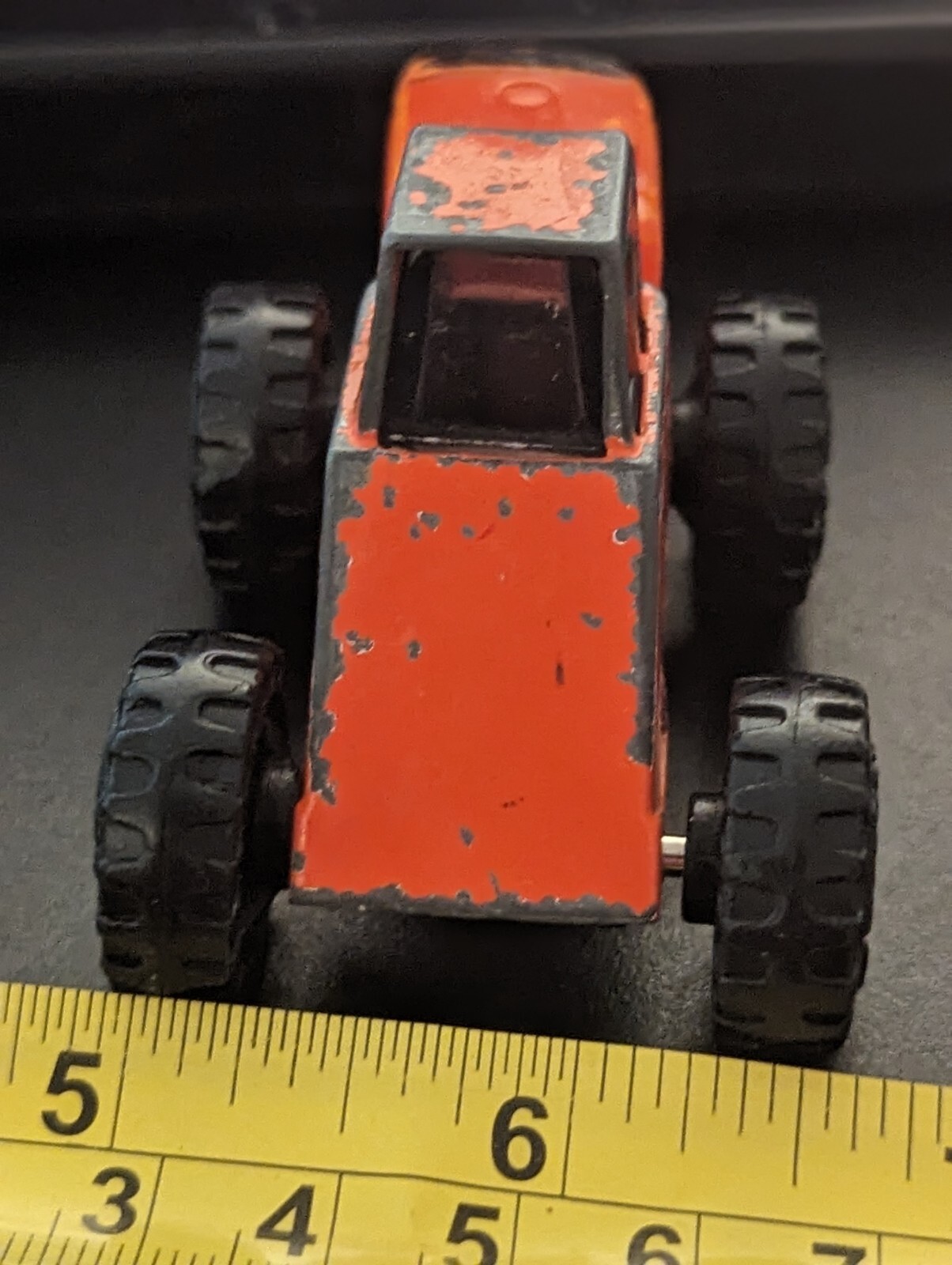 STUNNING 3&Prime; LONG X 2&Prime; W MFG 1992 TONKA CONSTRUCTION VEHICLE TANGERINE COLOR