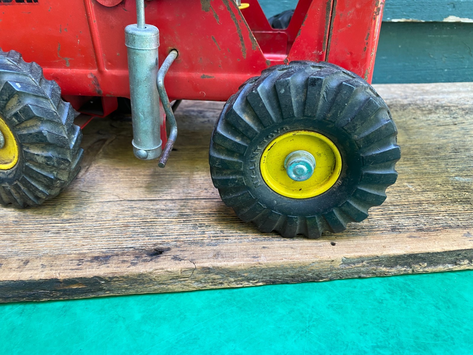 Vintage Nylint Toys Pressed Steel HOUGH Payloader Front End Loader Toy 1950&rsquo;s