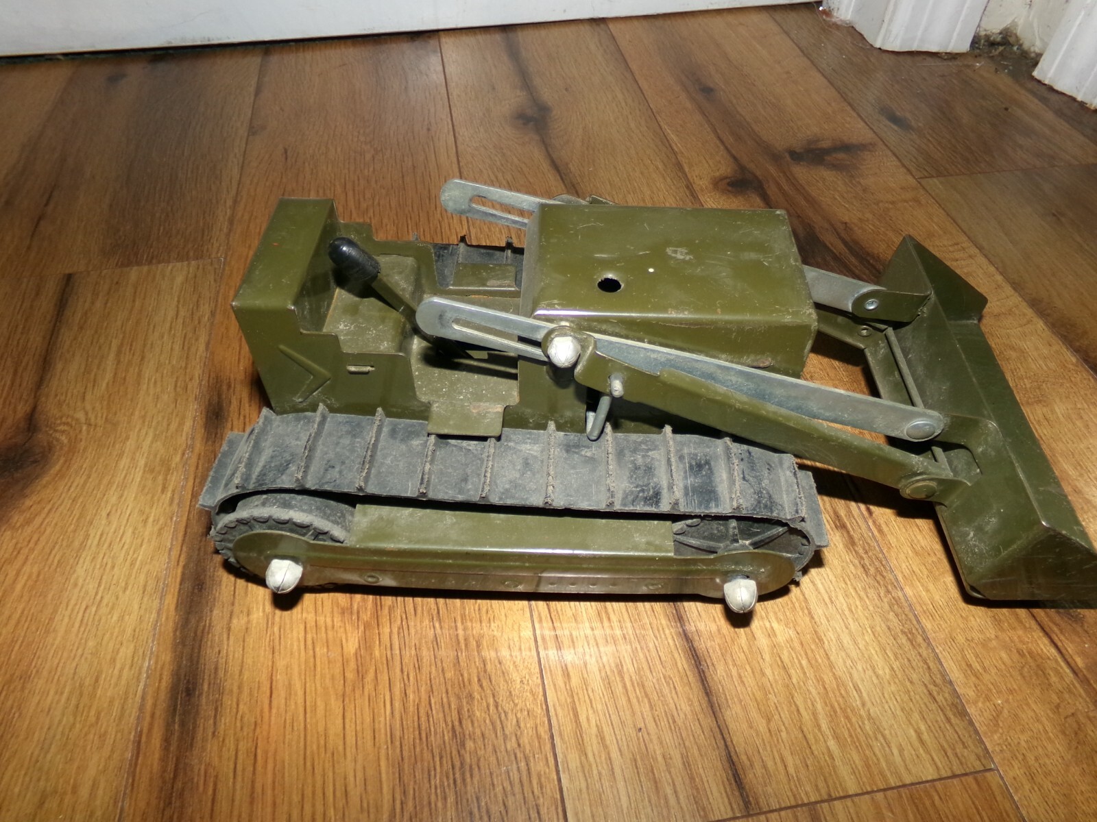 Vintage 1960s Structo Green U.S. Army Engineers Bulldozer Pressed Steel Toy Rare