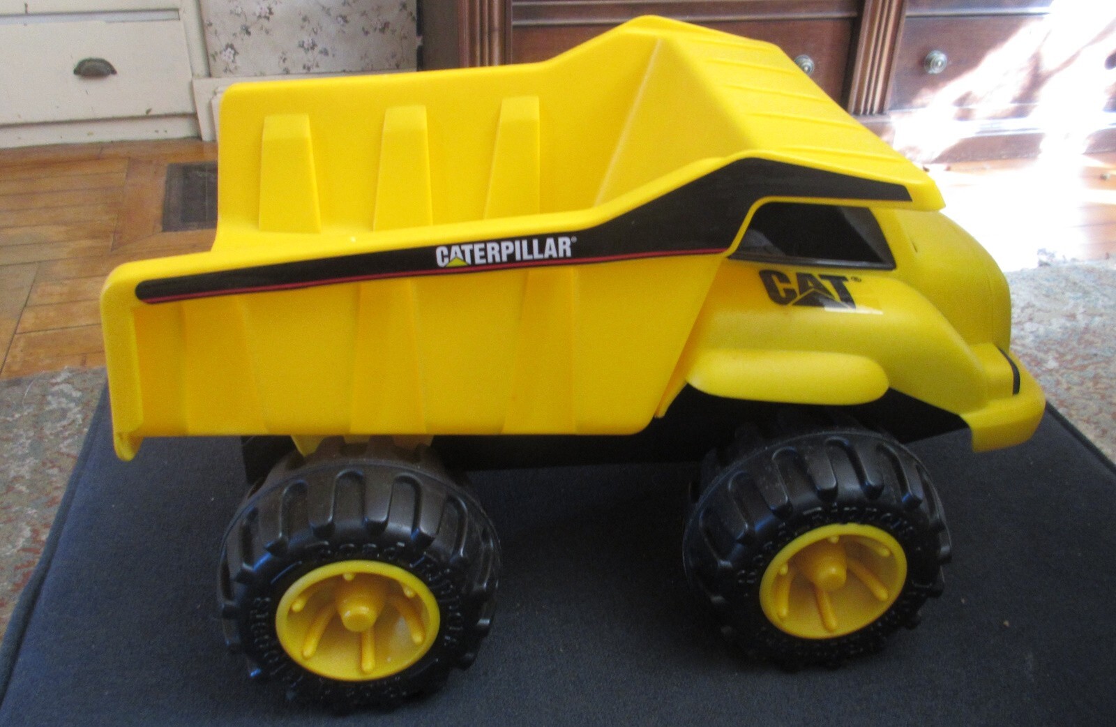 Toy State Caterpillar CAT Road Rippers Dump Truck Toy 1990&rsquo;s Vintage
