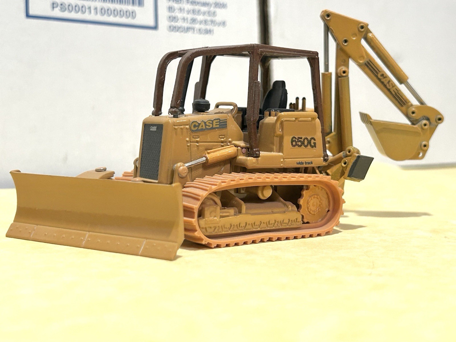 ERTL 1/50 Scale Custom Case « 650G » Wide Track-Angle Dozer w/Backhoe Attachment!