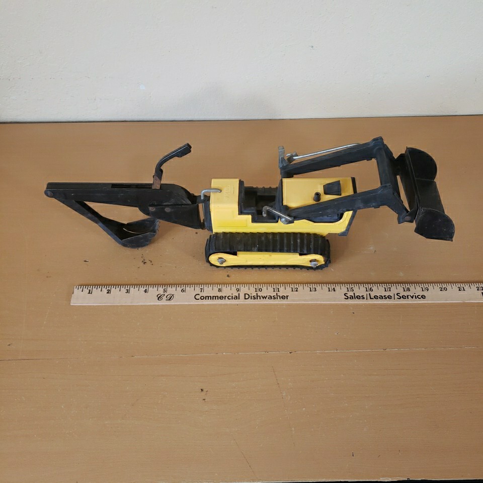 Vintage 1960s 70&rsquo;s Tonka Toy Truck Yellow Metal Backhoe Loader Excavator