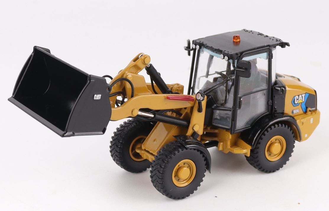 DIECAST MASTERS – CATERPILLAR 906 Electric Wheel Loader – 1/50 – DCM8…
