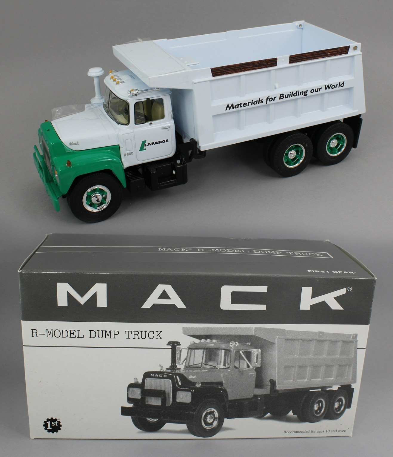 2003 FIRST GEAR 1:34th  » LAFARGE  » MACK R-MODEL DUMP TRUCK #10-3035