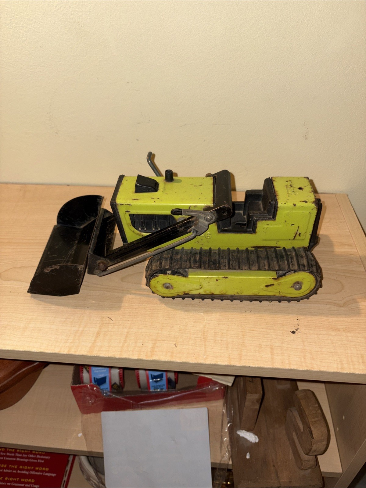 Tonka 1974/75 Lime Green T-6 Bucket Loader Backhoe Bulldozer – minor rust