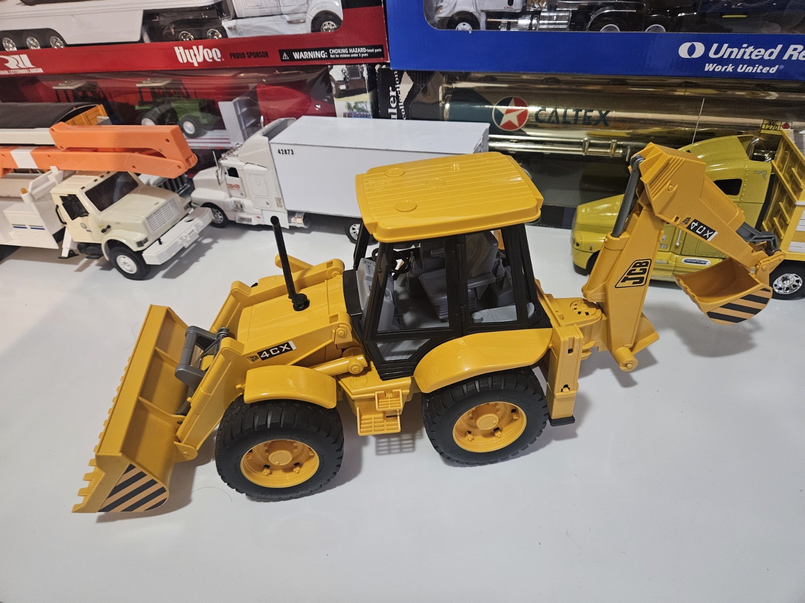 Bruder JCB 4CX Front End Loader Backhoe Plastic Truck Made in Germany