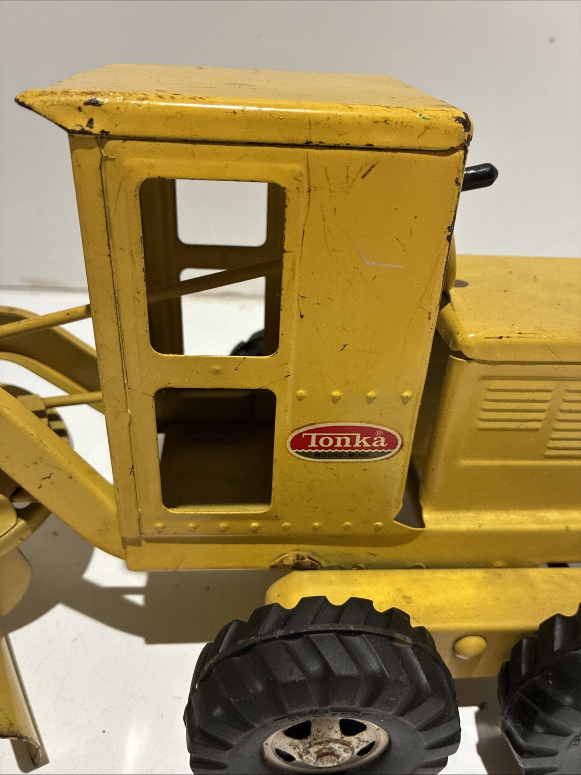 Tonka Truck ROAD GRADER DIe Cast Steel 1950-60’s 17in. Long STEERING