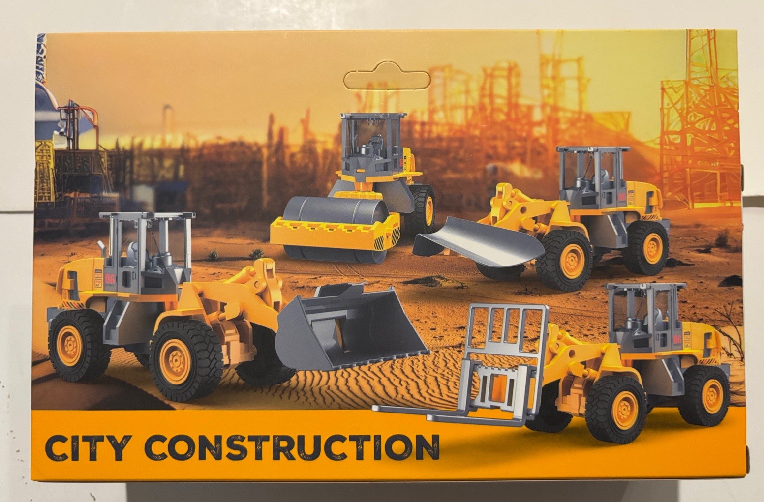 Lot of 4 City Construction 1/50th Scale Front end Loader Brand New