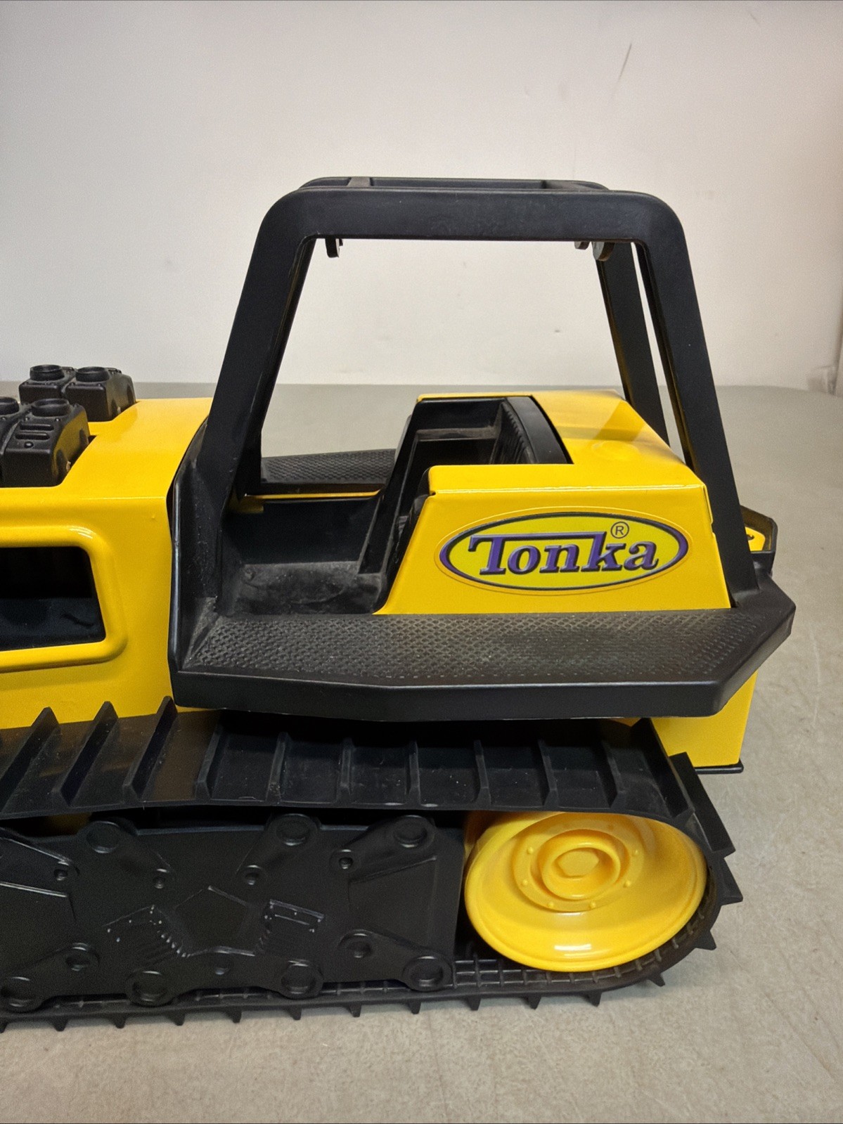 Hasbro 2012 Tonka Yellow Plastic Bulldozer M-7461 Hasbro Funrise #92961
