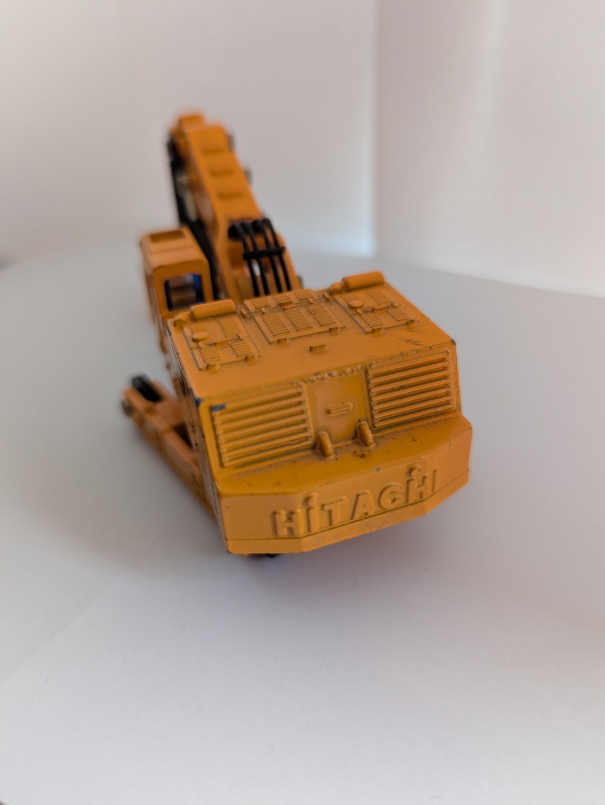 VINTAGE SHINSEI HITACHI UH20 DIECAST MINI POWER LOADER SHOVEL #29 MADE IN JAPAN
