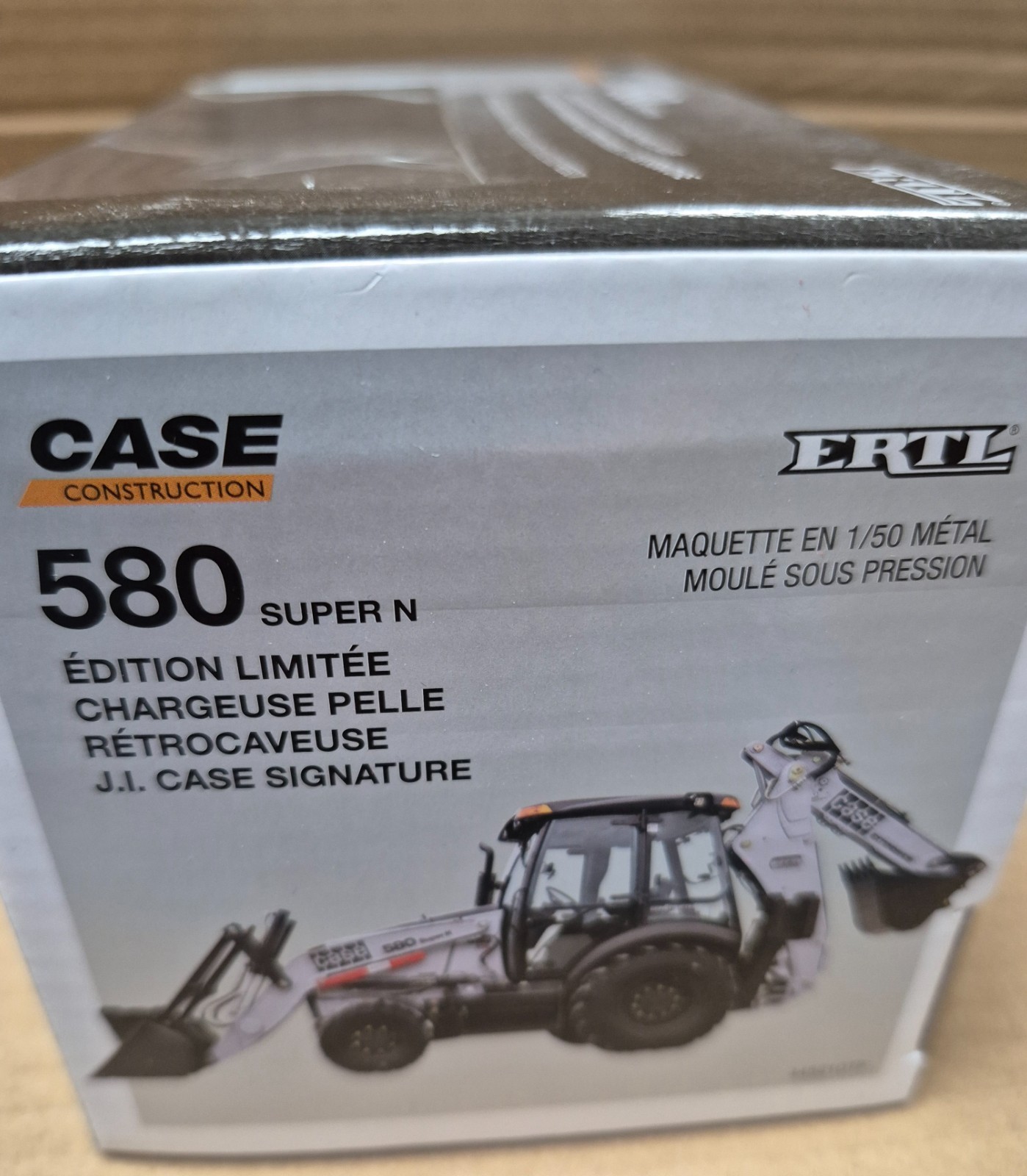 1/50 JI Case 580 Super N Backhoe Loader, Silver Signature Limited Edition, ERTL
