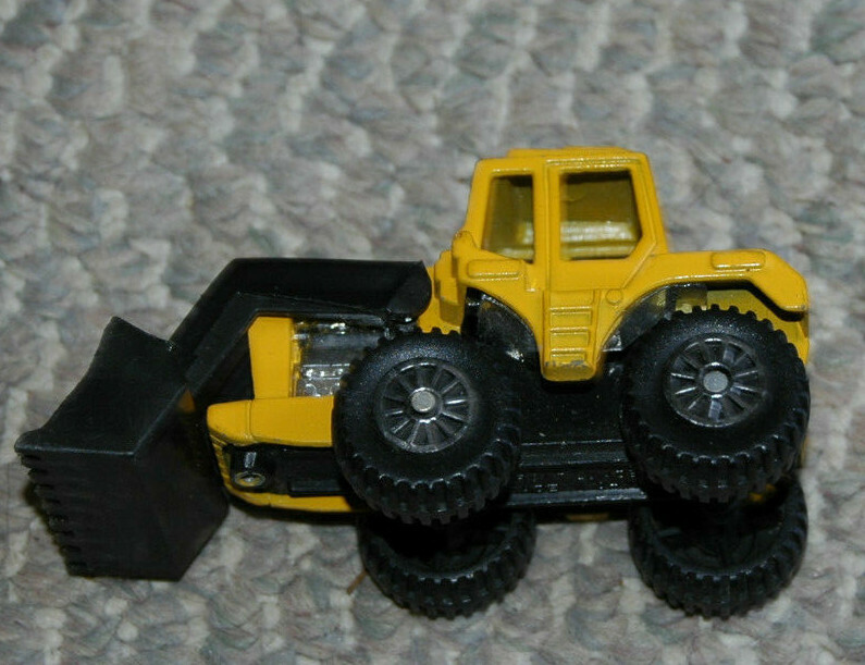 Tootsie Toy Front Construction Loader Bucket Tractor