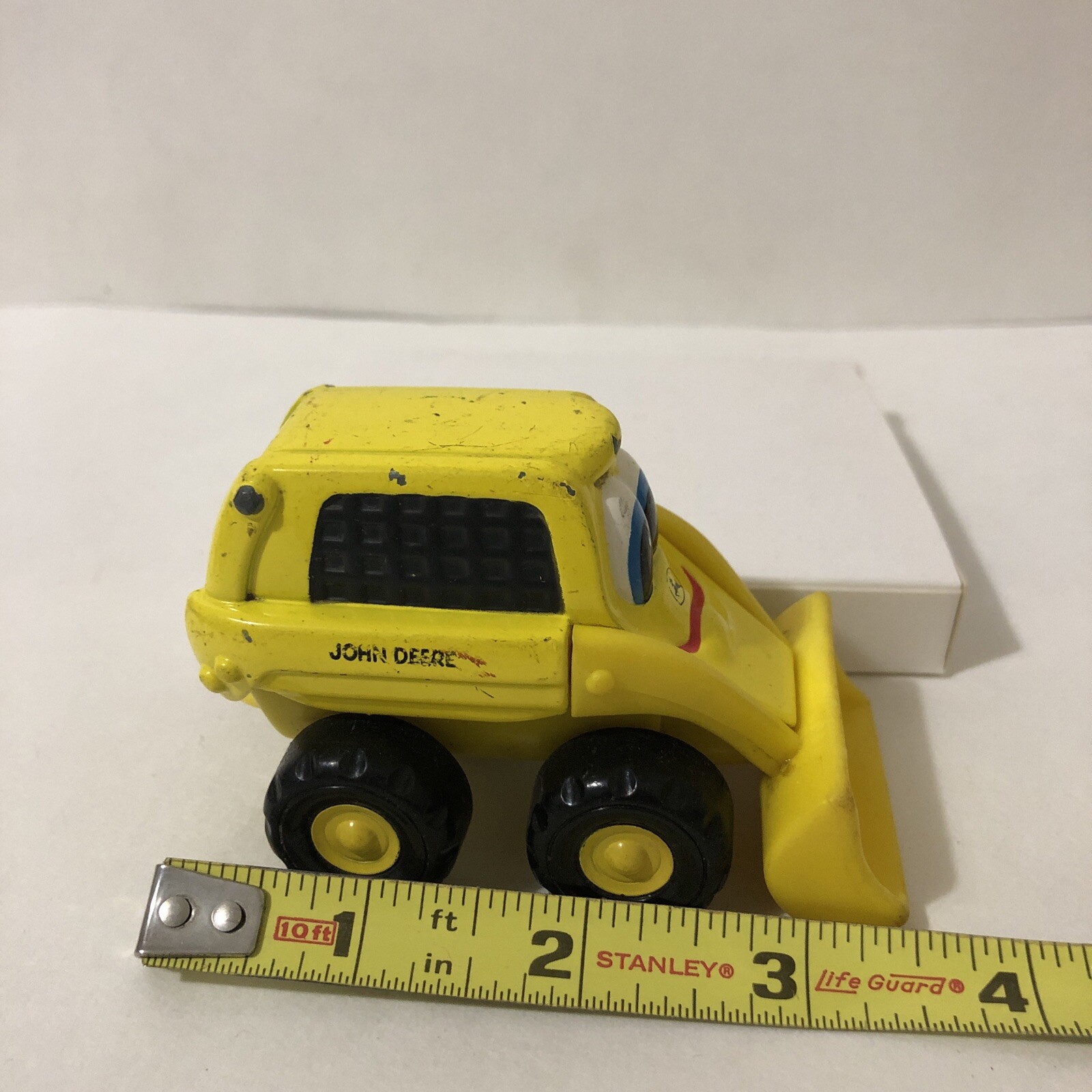 Ertl John Deere Loader Die Cast Toy